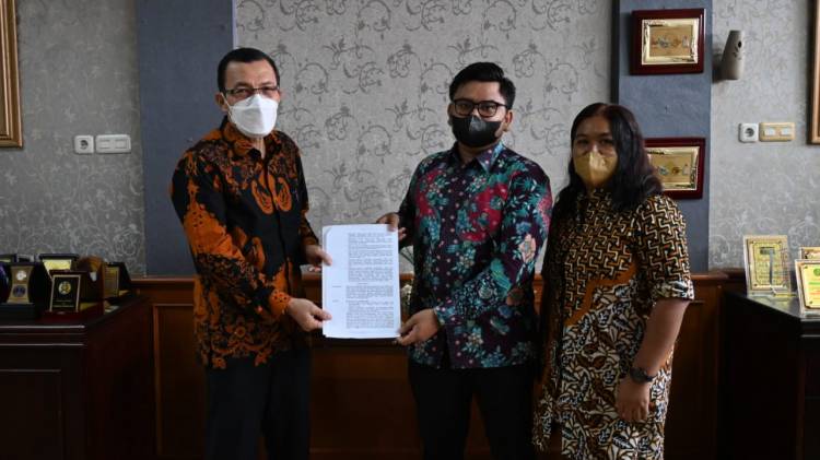 Amik MBP dan STIKOM Resmi Jadi Universitas MBP