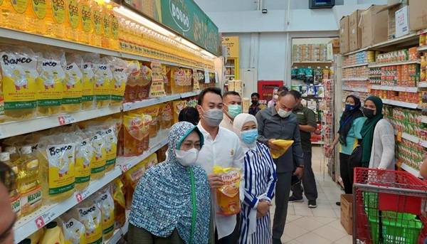 Komisi III DPRD Medan Sidak Kesediaan Minyak Goreng, Ini Hasilnya