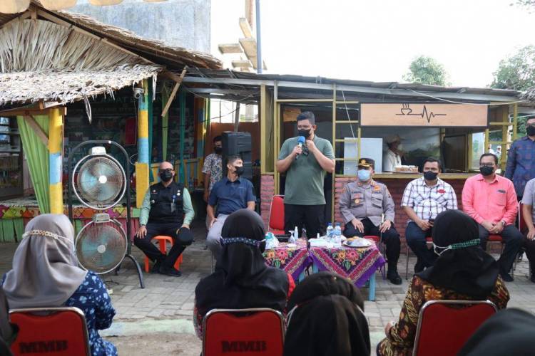 Wali Kota Medan Kunjungi dan Langsung Atasi Masalah Warga Medan Marelan