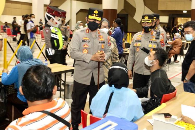 Kapolda Jatim: akan dorong vaksinasi di 3 kabupaten, sehingga seluruh jatim capai target 70%