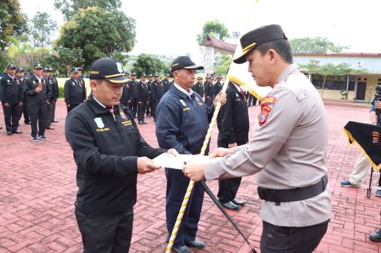 Kapolres Simalungun Pimpin Upacara Pelantikan Pengurus PAMK Polres Simalungun Periode 2022-2025