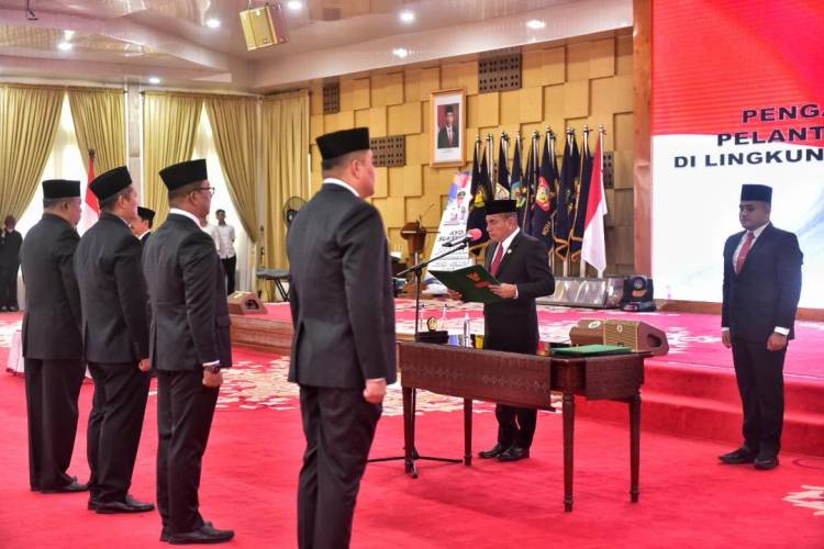 Edy Rahmayadi Lantik Tujuh Pejabat Eselon II, Ini Pesan Menohoknya!