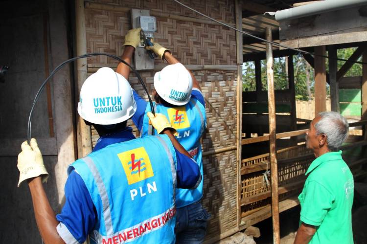 Kabar Baik PLN Beri Diskon 50 Persen Biaya Sambung Baru Daya 450 VA
