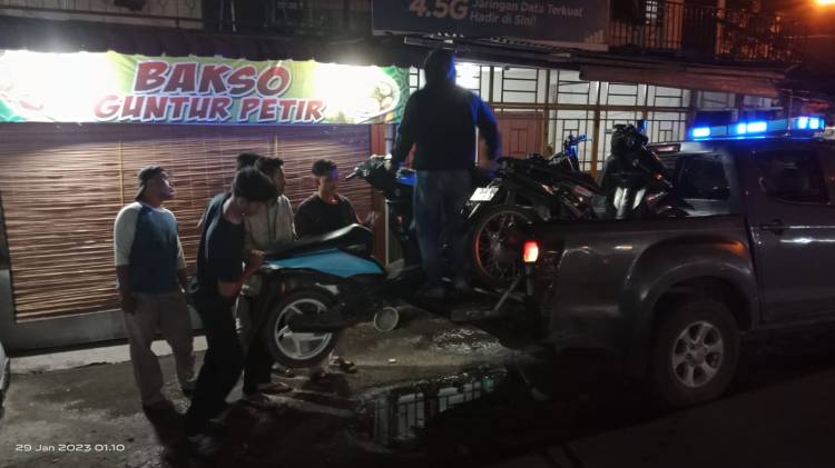 Resahkan Warga Jalan Sri Gunting , Dua Orang Ditahan Polsek Sunggal Polrestabes Medan