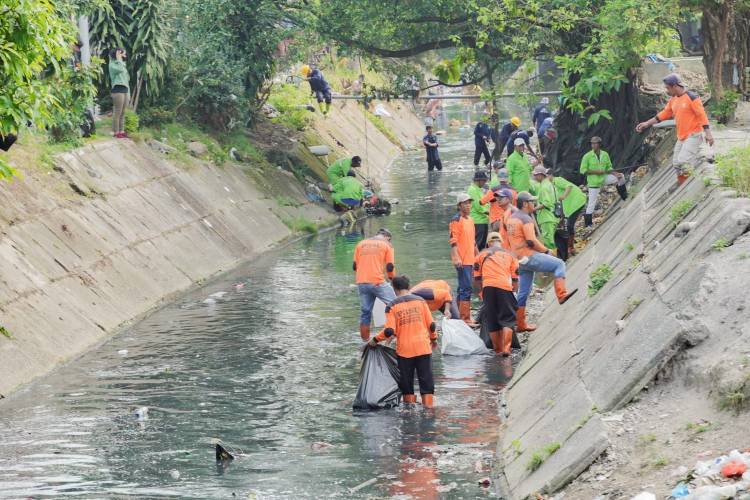 Bobby Nasution: Sungai Masih Tempat Pembuangan Sampah