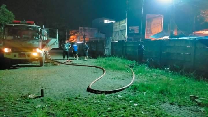 Gudang Penyimpanan Bahan Bangunan di Namorambe  Terbakar