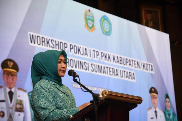 Nawal Lubis Buka Workshop Pokja PKK se-Sumut, Kader PKK Punya Peran Strategis