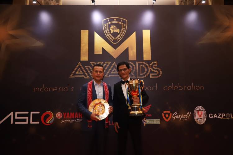 Ijeck Terima Penghargaan Indonesian  Motorsport Achievement IMI Awards 2023