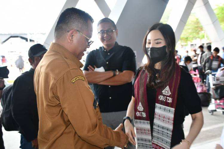 Bupati Toba Mendampingi Wamen Parekraf dan Wamen BUMN ke Lokasi F1H20