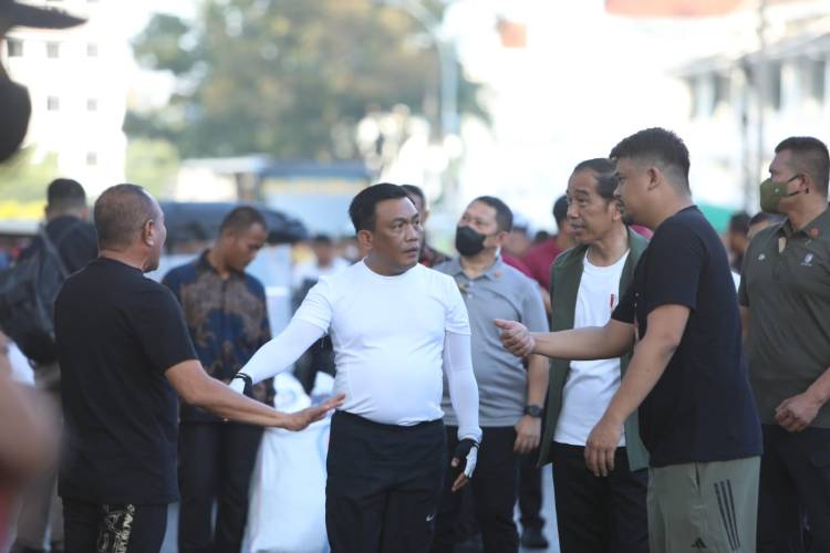 Kapolda Sumut Dengar Arahan Presiden RI Saat Tinjau Pembangunan Kota Medan