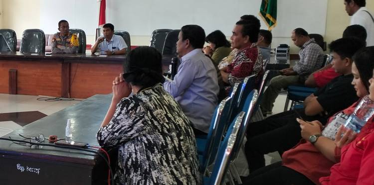 Dirpamobvit Poldasu Sosialisasi Nonton Bareng Power Boat untuk Warga Sekitar