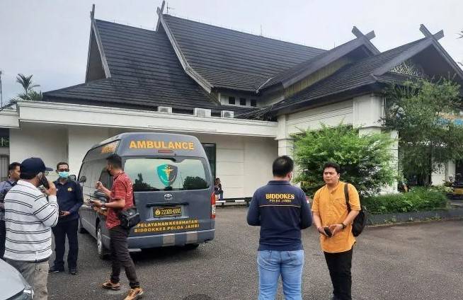 Gubernur Al Haris: Mohon Doa Seluruh Masyarakat, Jarak Tempuh Evakuasi 6 Jam