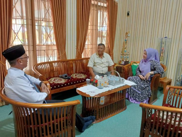 Korban Skandal Asmara Oknum Guru MAN 2 DS Usai Ditokohi Lalu Diceraikan
