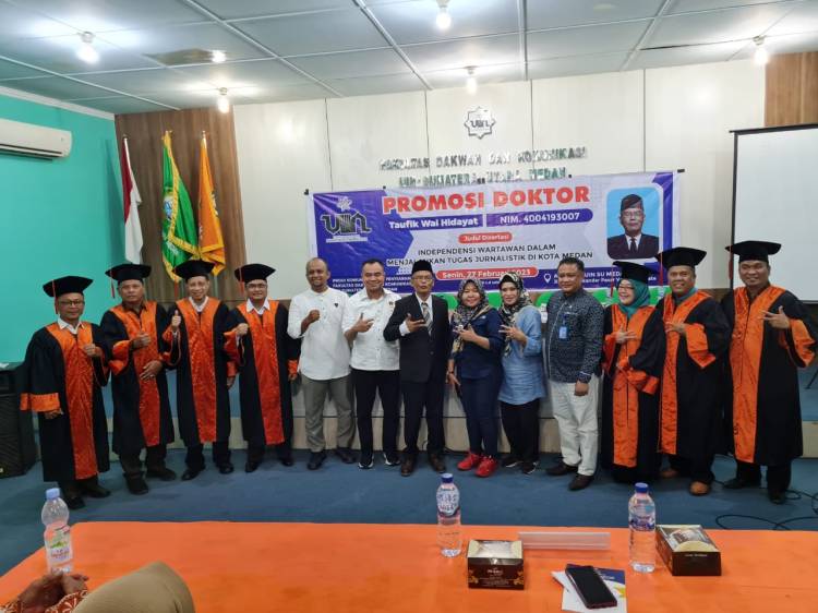 Farianda Sinik Apresiasi Taufik WH: Kaji Independensi Wartawan, Pengurus PWI Sumut Raih Doktor di UINSU