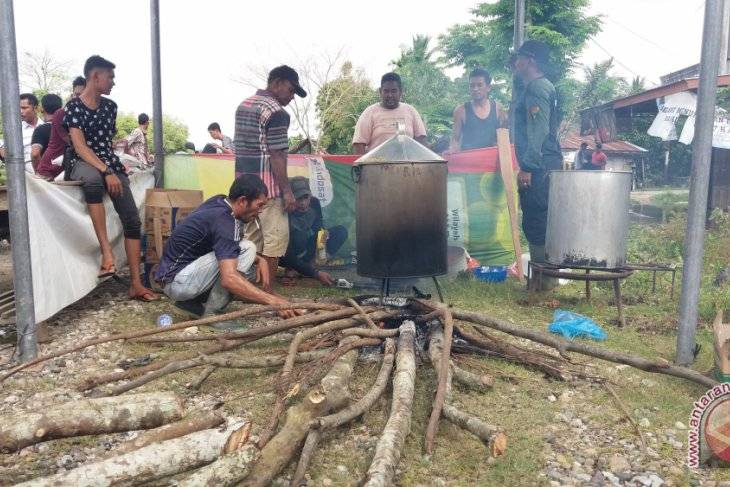 Longsor Terjadi, Dinas Sosial Beraksi