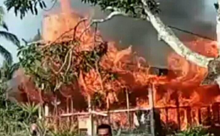 Satu Pintu Rumah Di Dusun Pekan Kuala Bangka - Kualuh Hilir Ludes Terbakar