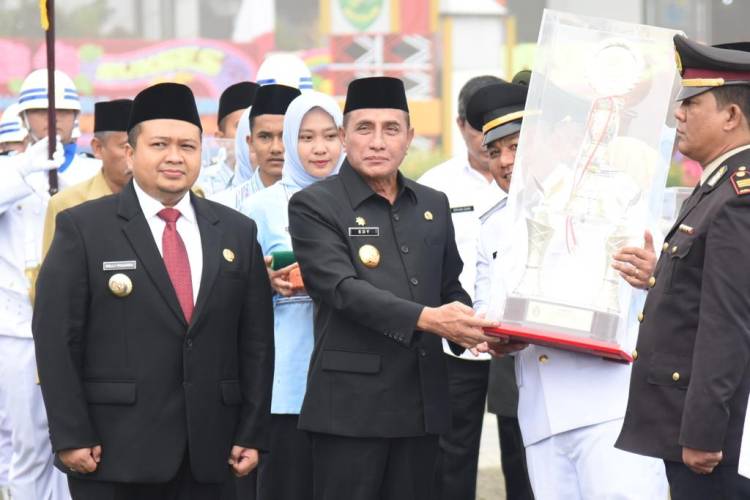 Bupati Tapsel  Dolly Pasaribu : Prestasi Kecamatan Batang Toru Raih Predikat  Terbaik Tingkat Provinsi Harus Dipertahankan!
