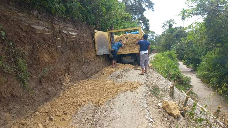 Jalan Desa Kutakepar Tak Tersentuh Pembangunan Dengan Alasan Terkena Rigester Kehutanan