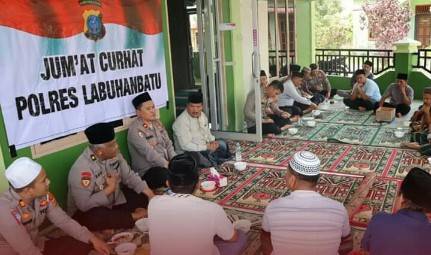 Polres Labuhanbatu Gelar "Jumat Curhat" Dibeberapa Tempat Terpisah