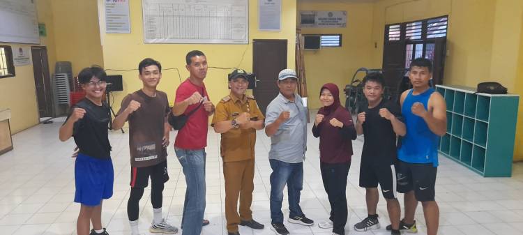 Lurah Durian Kecamatan Medan Timur Dorong Para Pemuda Dalam Meraih Berprestasi