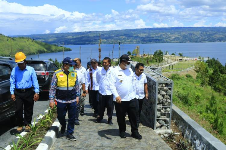 Bupati Samosir Terima Pengelolaan Sementara Sibeabea