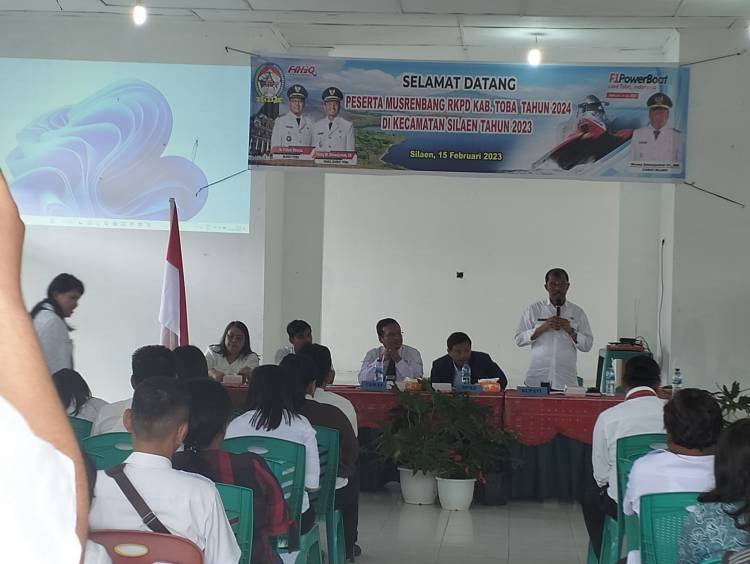 Drs. Audi Murphy Sitorus Menjawab Keluhan Dewan