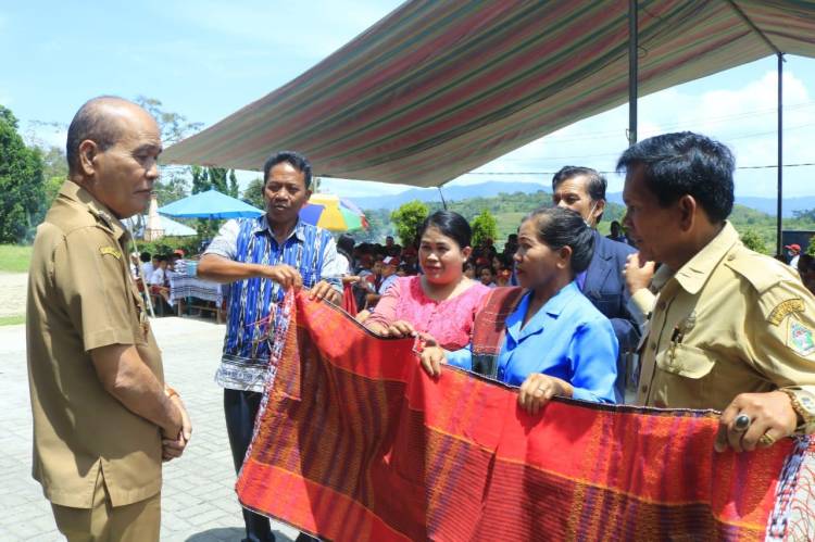 Wabup Samosir Berkantor di Garoga