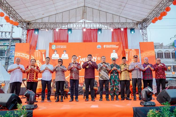 Di Medan Imlek Fair 2023, Bobby Nasution: Jangan Ada Perlakuan Diskriminatif Dalam Pelayanan!