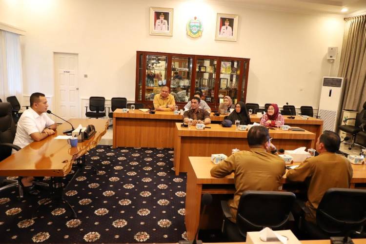 Terima Kunjungan Arsitektur USU, Musa Rajekshah Beri Apresiasi