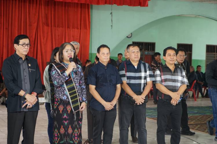 Sampaikan Turut Berduka Cita, Anggota DPD RI DR Badikenita Sitepu SE.SH.M.Si:  Sosok Politikus Drs Baskami Ginting Layak Ditiru