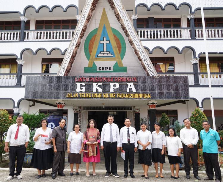 Kunker ke Kantor Synode GKPA Sidimpuan, DR. Badikenita Sitepu:  Parau Sorat Center Layak Jadi Pusat Wisata Budaya, Kerukunan dan Spritualitas Iman