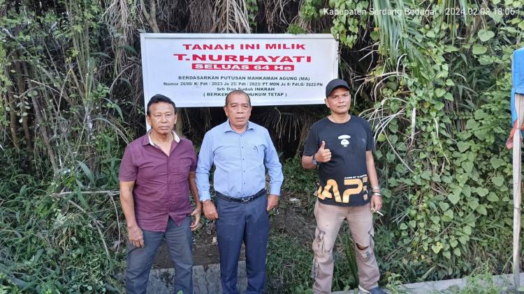 Inkrah Tengku Nurhayati Pasang Plang Kepemilikan Tanah 64 Ha Di Dusun 4 Kota Galuh