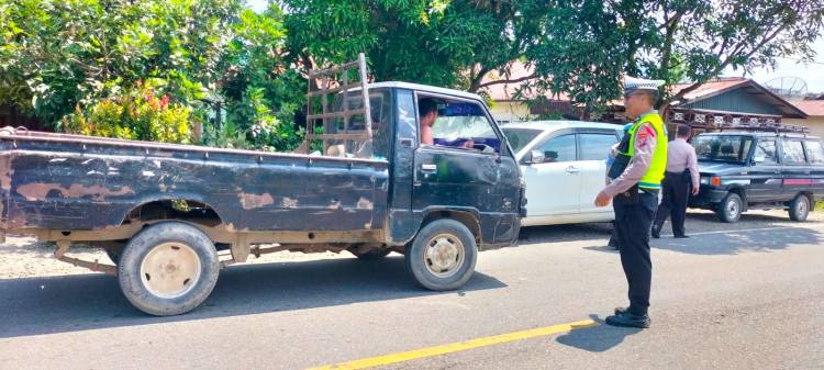 Polsek siabu melaksanakan Razia di Jl Lintas Medan- Padang, Sinonoan