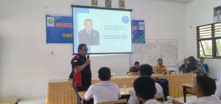 BNNK Siantar Gelar Sosialisasi Narkoba di SMAN 6
