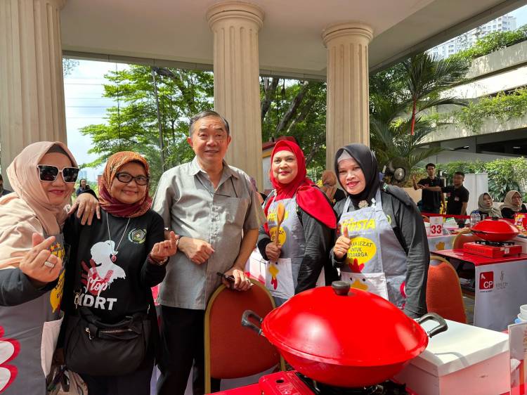 IKWI se- Indonesia Lomba Masak Fiesta Ala Bintang Lima