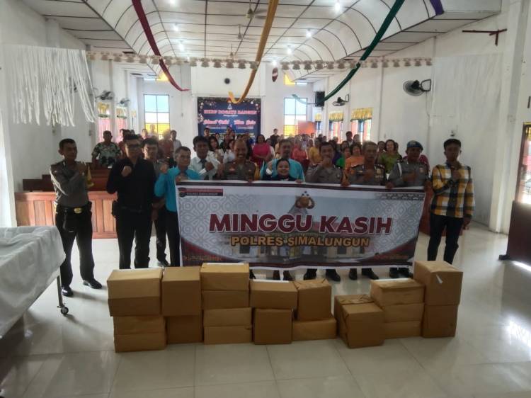 Wakapolres Simalungun Menggelar Kegiatan Minggu Kasih di Gereja HKBP Rogate Bangun
