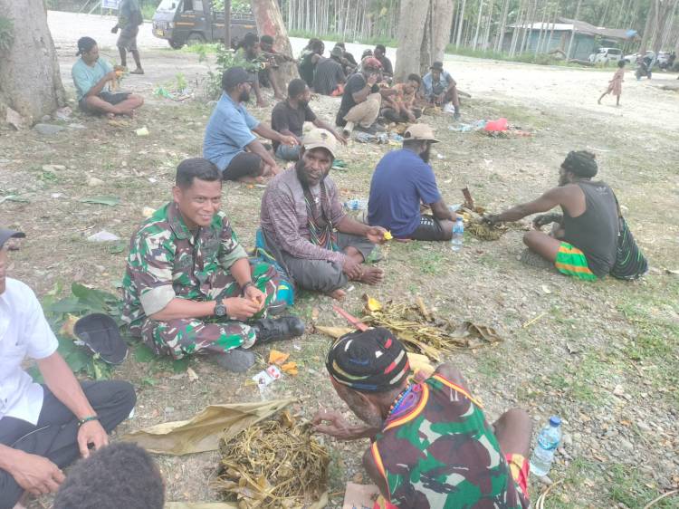 Danramil Tembagapura Beri Pesan Damai Saat Pemilu 2024 Mendatang Kepada Warganya