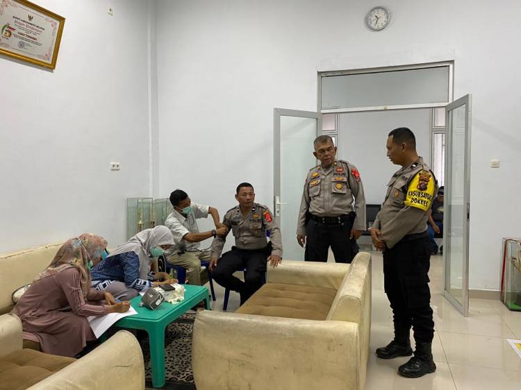 Personel Polres Labusel dan Pelaksana Pemilu Jalani Pemeriksaan Kesehatan