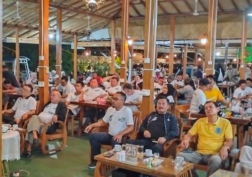 Nobar Debat Capres, Relawan Paslon 01 & 03 Berkomitmen mengawal Demokrasi yang Sehat.