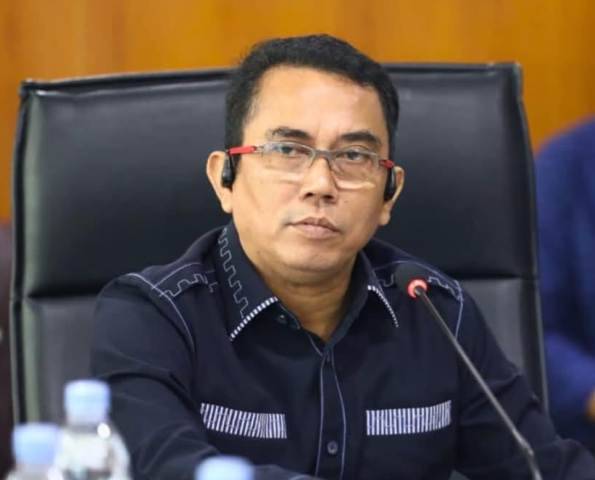 Warga Titi Papan Ngadu ke DPRD Medan: PLN Pasang Kabel Listrik  Tanpa Tiang