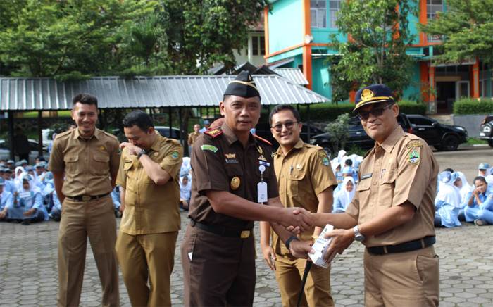 Cegah Dini Kejahatan dan Membangun Masa Depan, Kajari Cianjur Gelar Penyuluhan Hukum