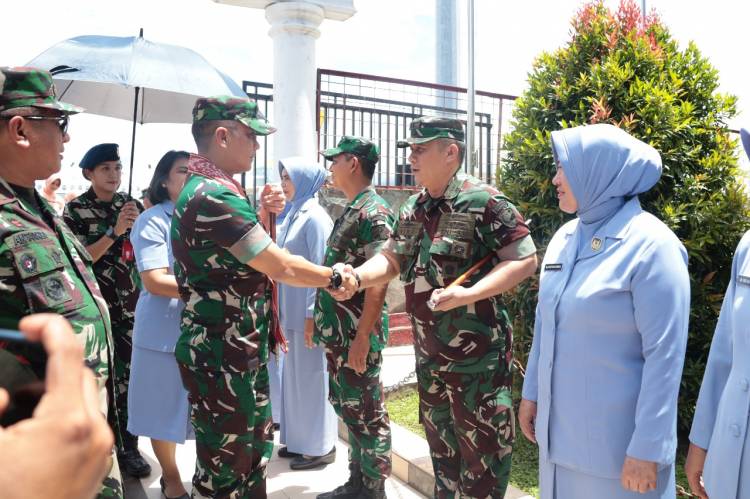 Jelang Kunjungan Kerja Kasau, Pangkoops Udara II Tinjau Kesiapan Lanud Sam Ratulangi Manado