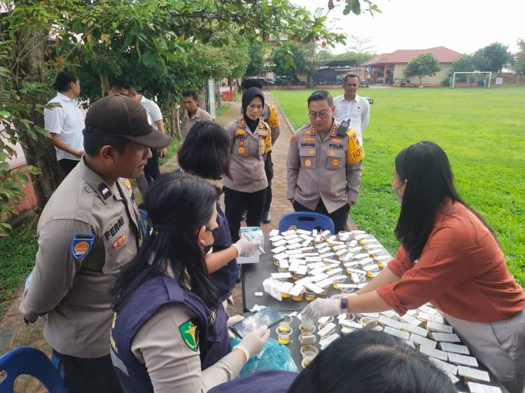 Polresta Deli Serdang Laksanakan Tes Urin Mendadak Usai Apel Pagi