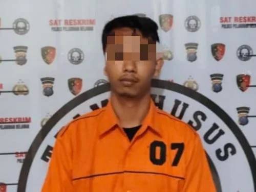Sholat Subuh di Mesjid, Sepeda Motor dan Handpone dibawa Kabur