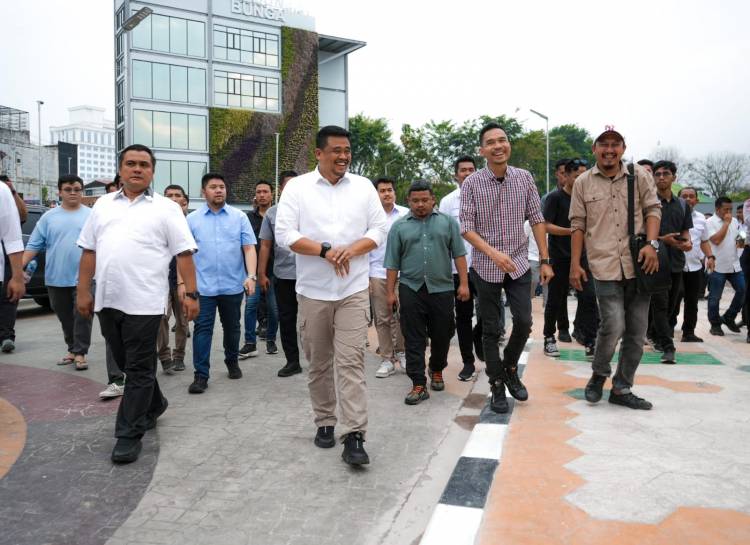 Akhir Bulan, Pelayanan Samsat Doloksanggul Sampai Pukul 12 Siang