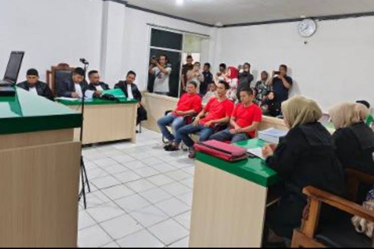 Tiga Terdakwa Kasus 177 Kg Sabu Divonis Mati