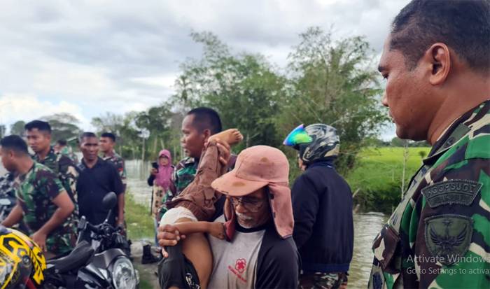 Aksi Heroik Personel Lanud Sultan Iskandar Muda, Selamatkan Warga Blang Bintang yang Tercebur ke Kali