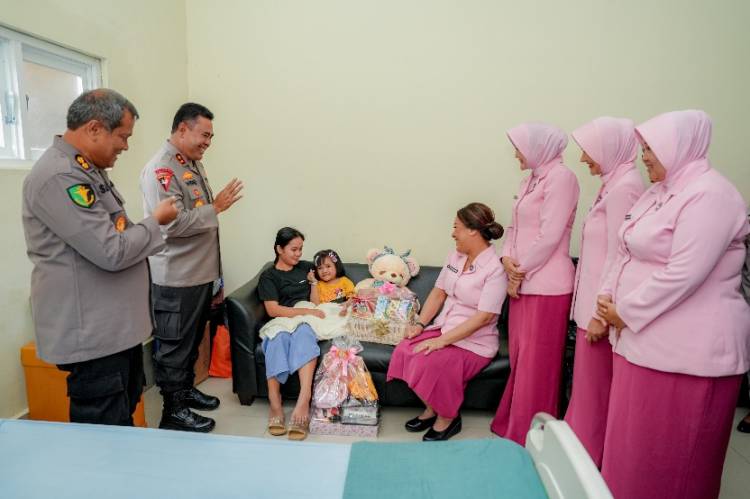 Dukungan Polda Sumut: Kapolda dan Bhayangkari Jenguk NN, Bocah Korban Penganiayaan