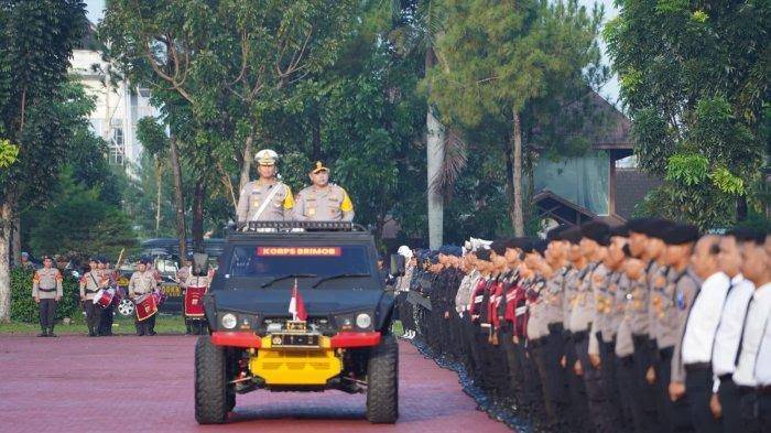 Kapolda Sumut Pimpin Apel Gelar Pasukan Operasi &ldquo;Keselamatan Toba 2025