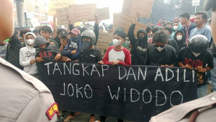 Aliansi Mahasiswa Desak Polisi Tangkap dan Adili Jokowi